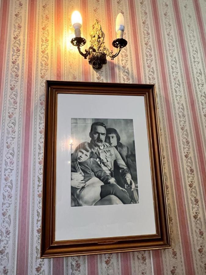 Willa Szwadron Łańcut Exterior foto
